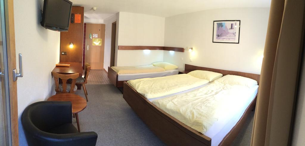 Hotel Zum See Grächen Pokój zdjęcie