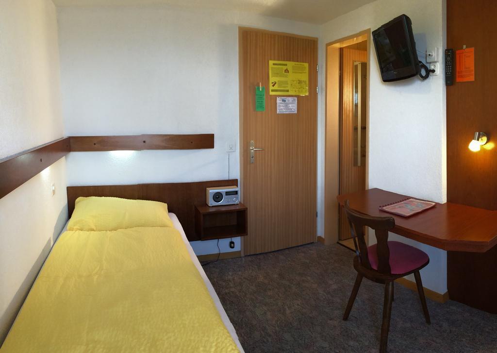 Hotel Zum See Grächen Pokój zdjęcie
